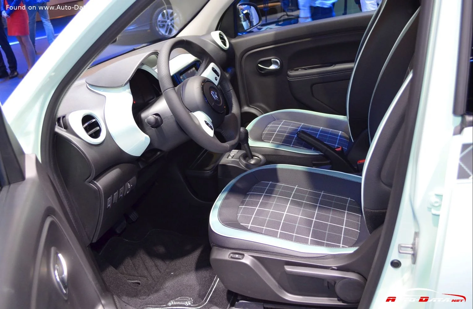 Renault Twingo 0.9 TCe (90 Hp)2014 - 2018 thumbnail 8
