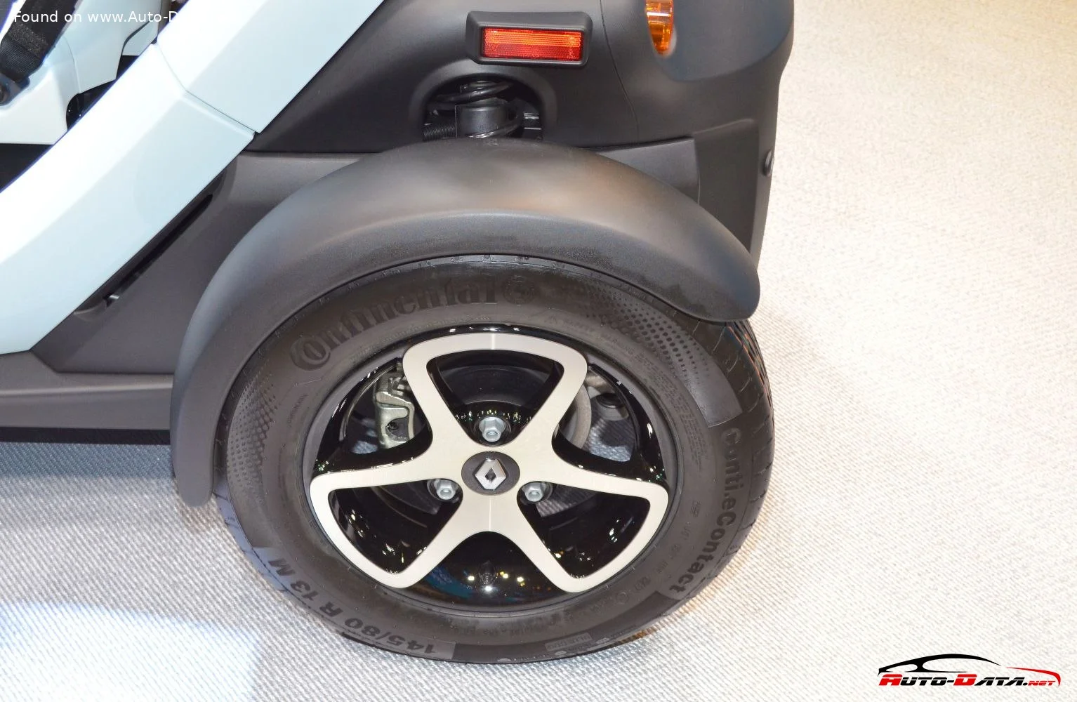Renault Twizy 6.1 kWh (17 Hp)2012 - thumbnail 13