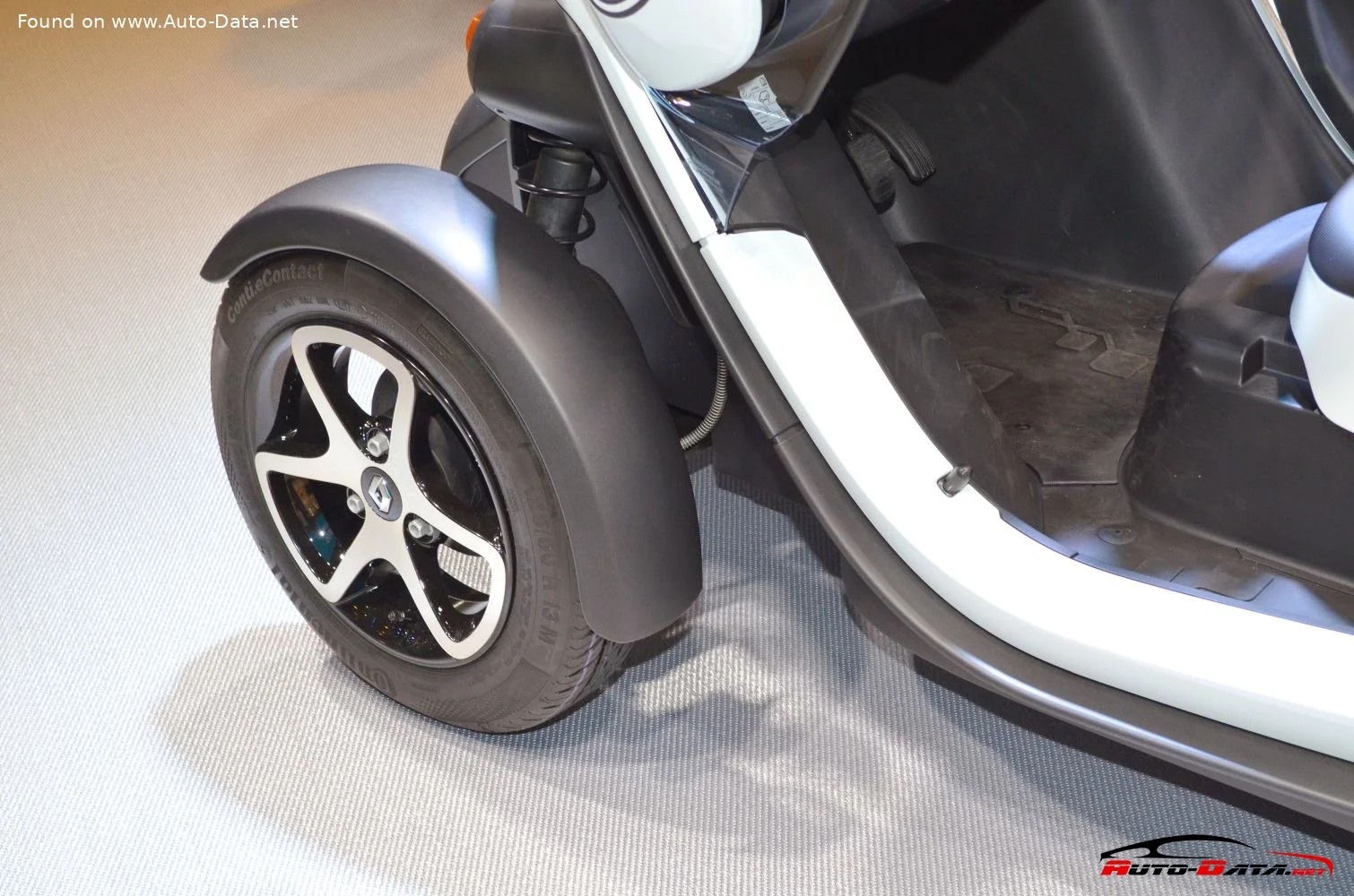 Renault Twizy 6.1 kWh (17 Hp)2012 - thumbnail 14