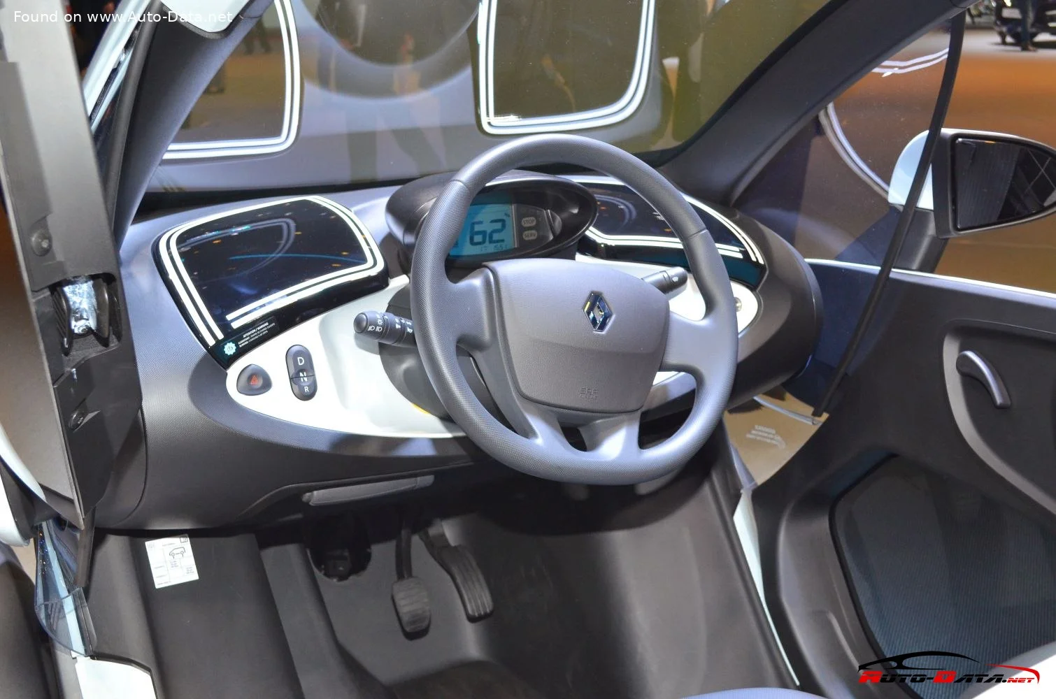 Renault Twizy 6.1 kWh (17 Hp)2012 - thumbnail 18