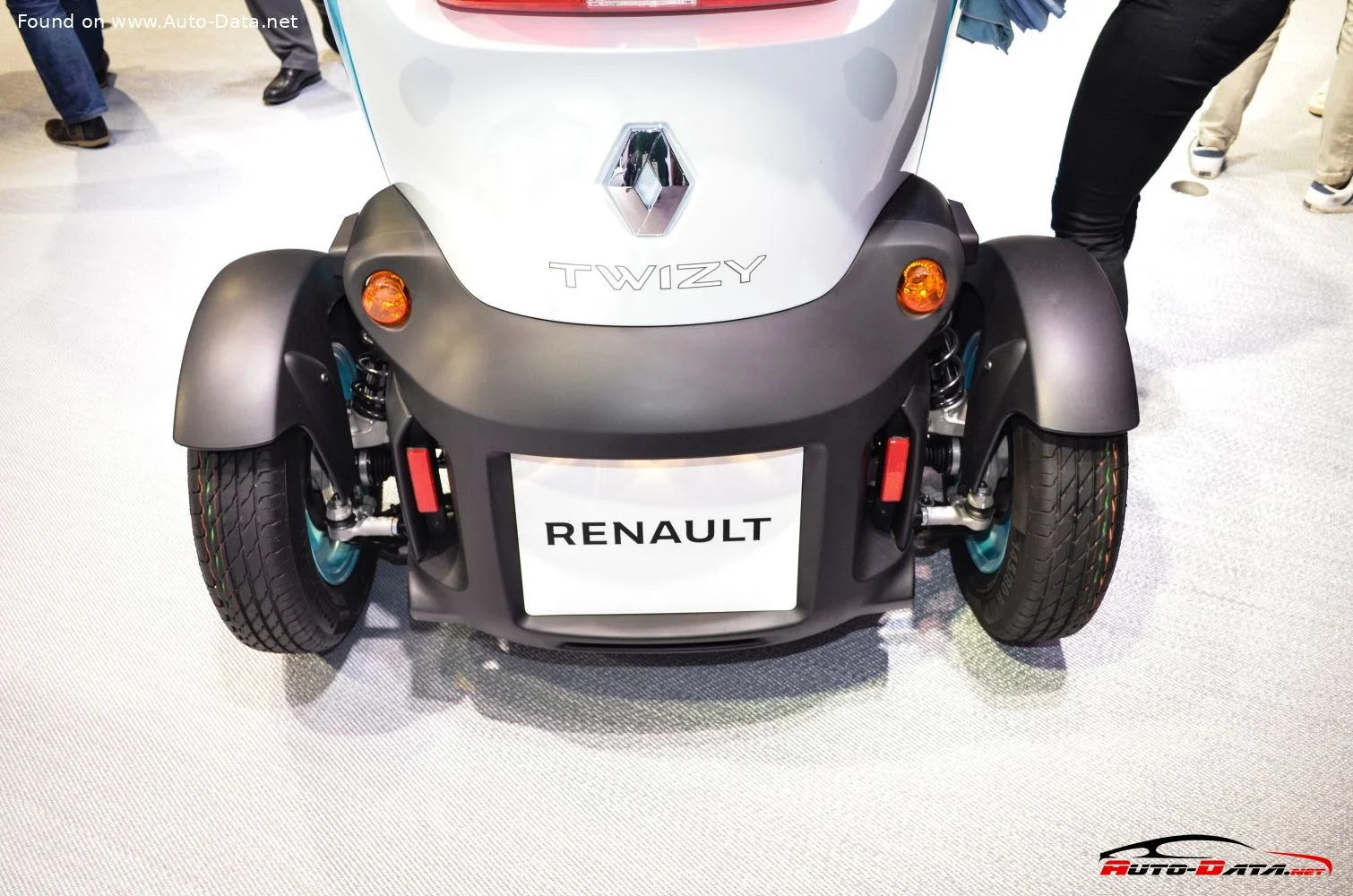 Renault Twizy 6.1 kWh (17 Hp)2012 - thumbnail 8