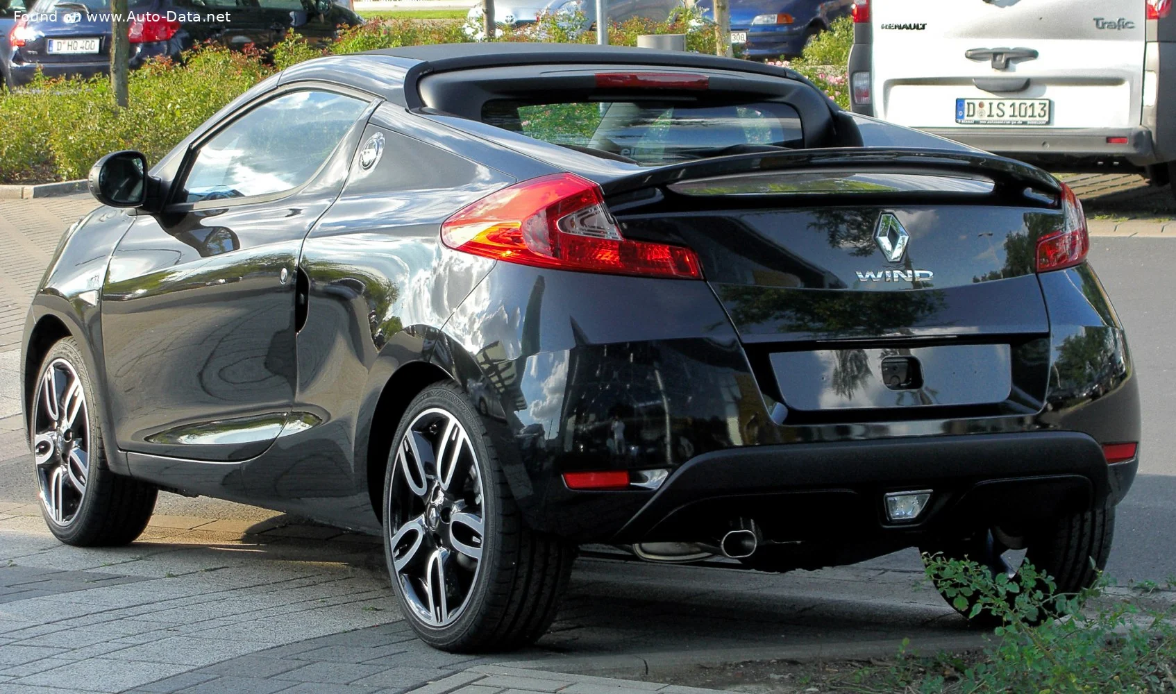 Renault Wind 1.2 TCe (101 Hp)2010 - 2013 thumbnail 2