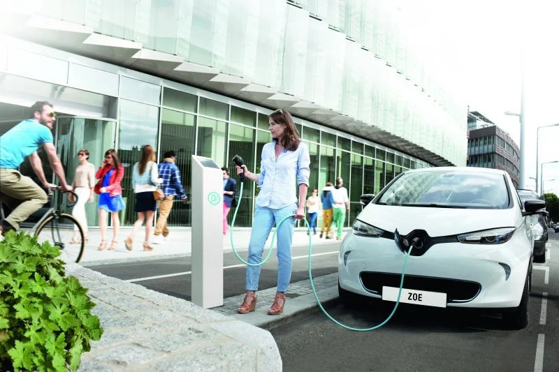 Renault Zoe Q210 25.9 kWh (88 Hp)2012 - 2015 thumbnail 16
