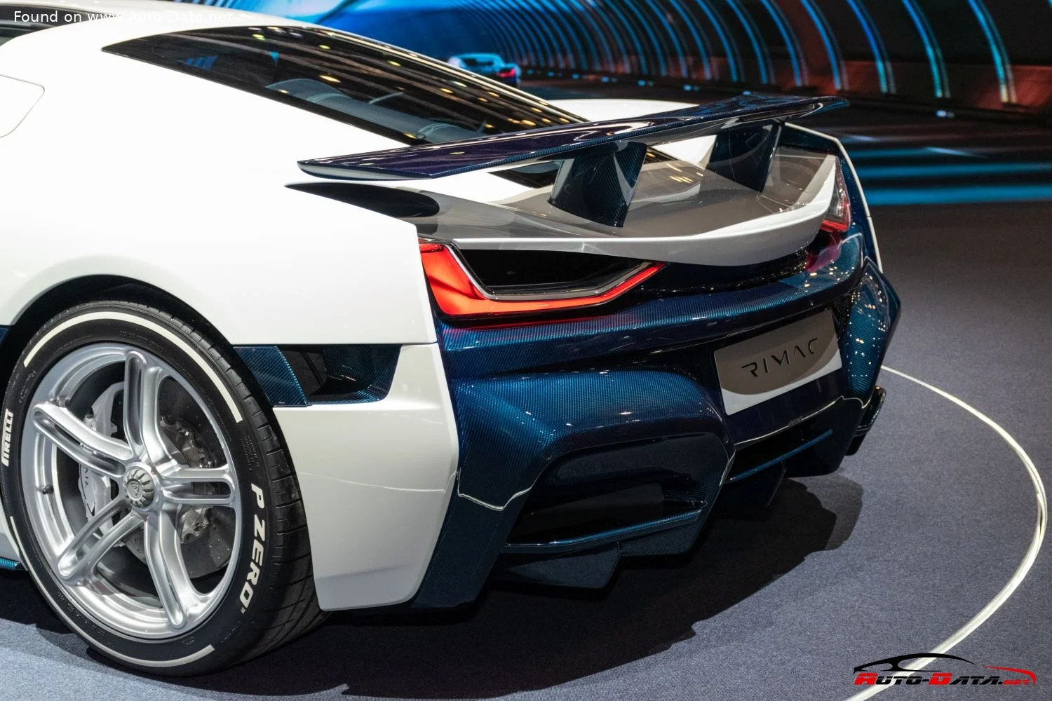 Rimac CTwo 120 kWh (1914 Hp) AWD CVT2019 - thumbnail 9