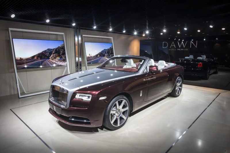 Rolls-Royce Dawn 6.6 V12 (571 Hp) Automatic2015 - thumbnail 14