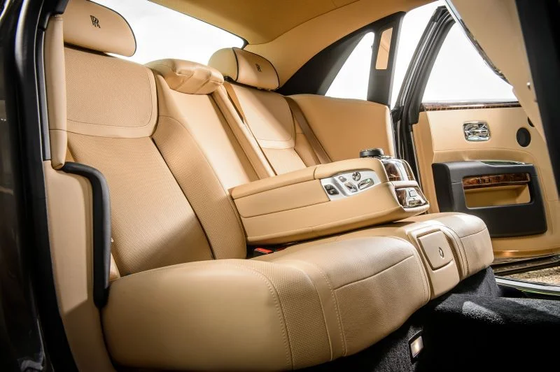 Rolls-Royce Ghost 6.6 V12 (570 Hp) Automatic2014 - 2020 thumbnail 4