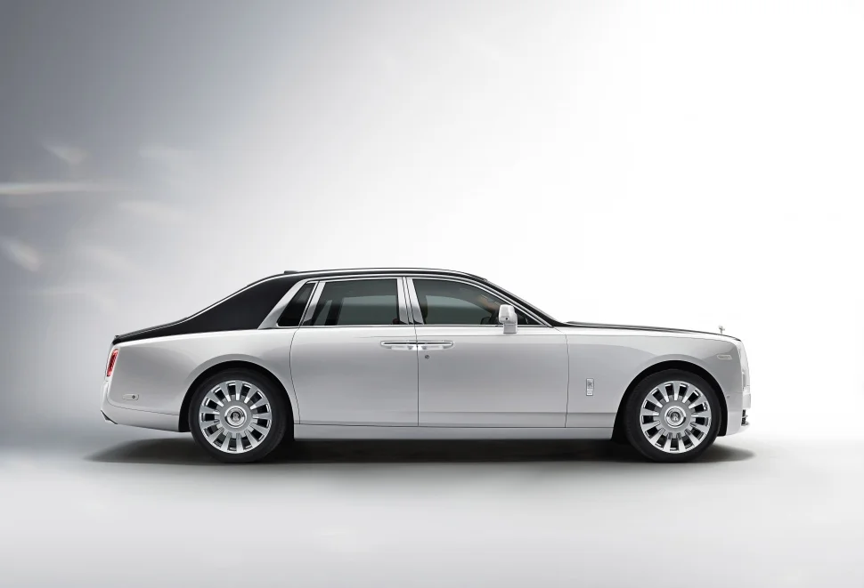 Rolls-Royce Phantom 6.7 V12 (571 Hp) Automatic2017 - thumbnail 3