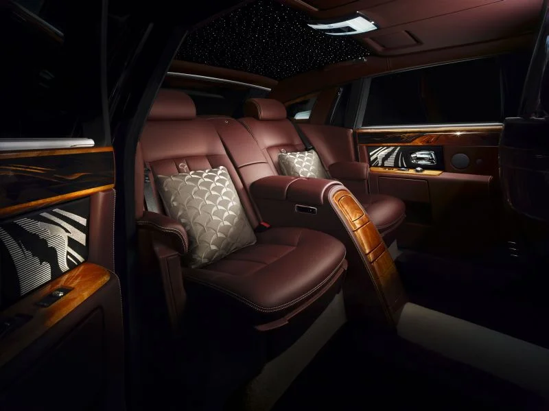 Rolls-Royce Phantom 6.7 V12 (460 Hp) Automatic2012 - 2016 thumbnail 16