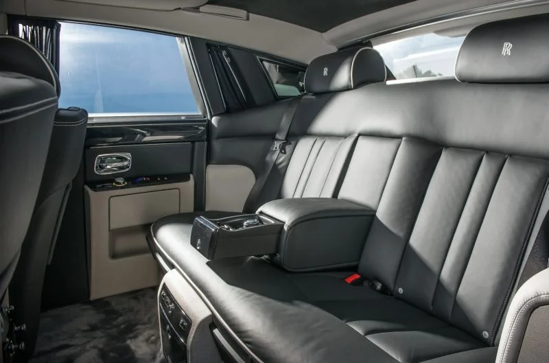 Rolls-Royce Phantom 6.7 V12 (460 Hp) Automatic2012 - 2016 thumbnail 4