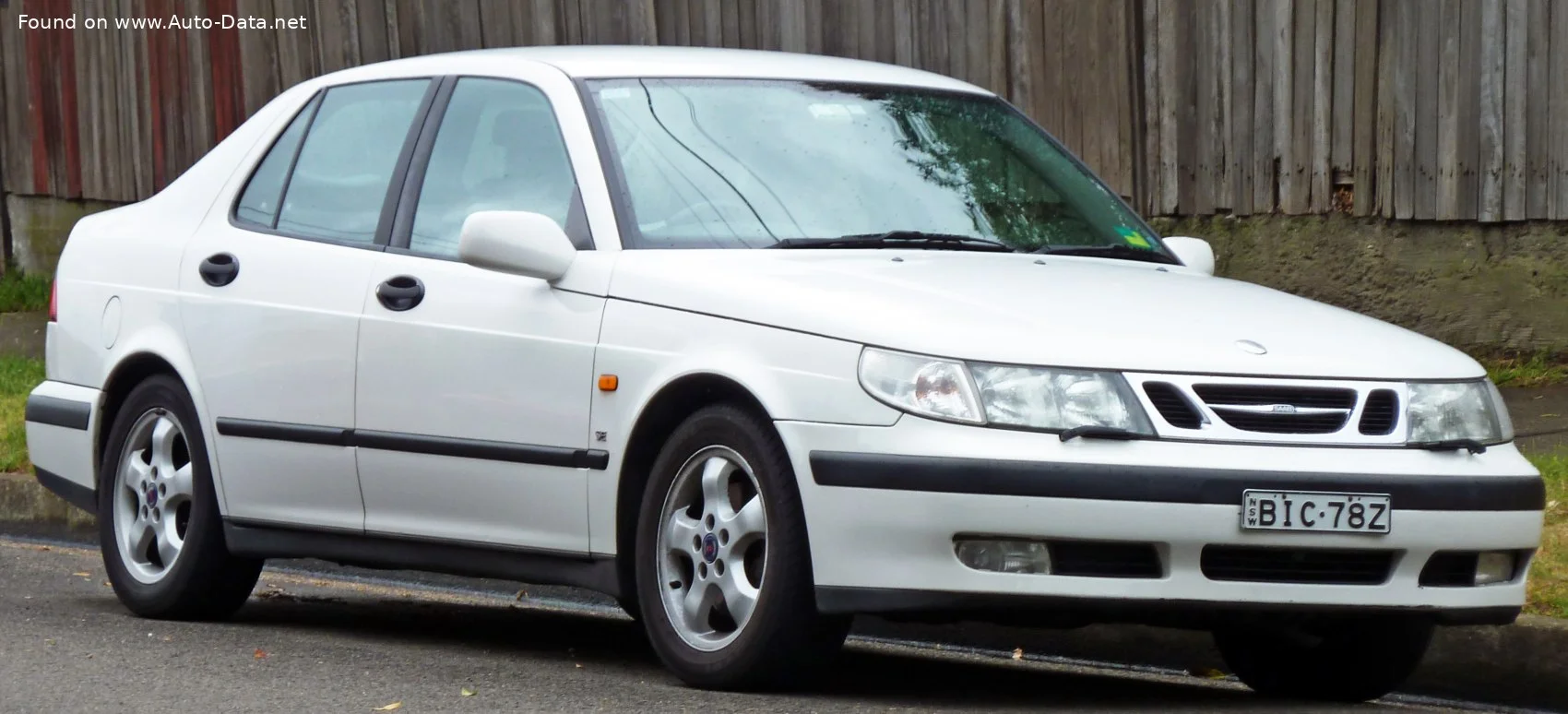 Saab 9-5 2.0i T SE (150 Hp)1998 - 2001 thumbnail 7