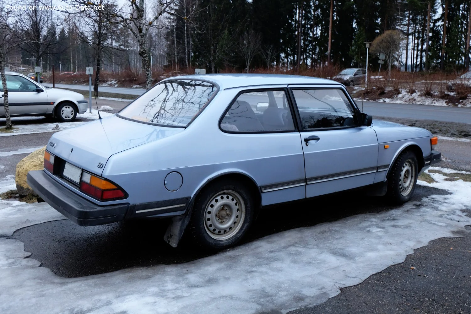 Saab 90 2.0 (100 Hp)1984 - 1987 thumbnail 4