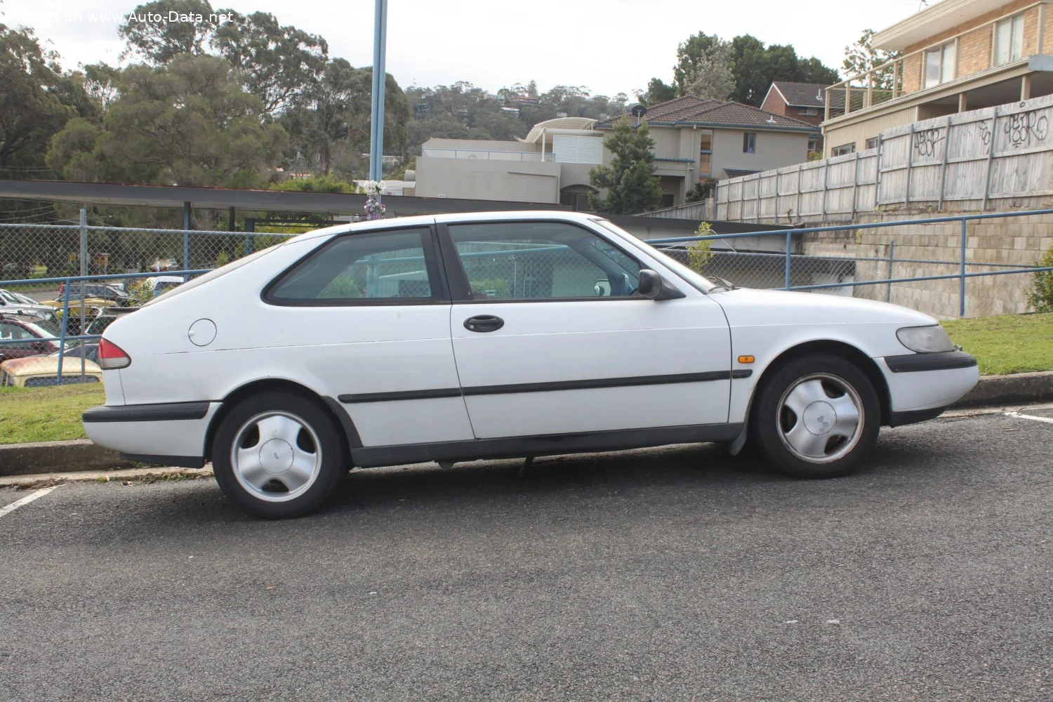 Saab 900 2.0 16V Turbo (185 Hp)1993 - 1998 thumbnail 2