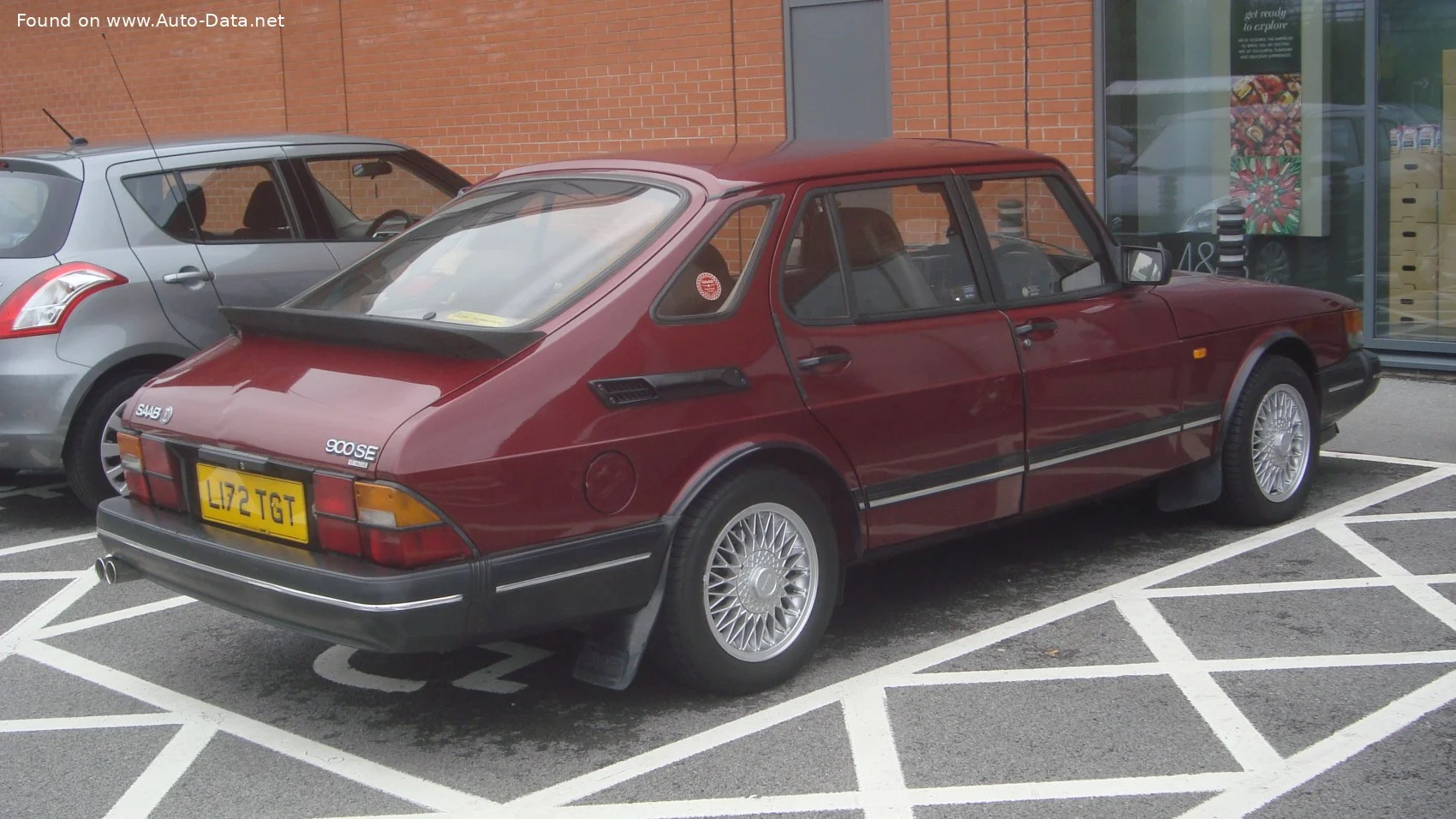 Saab 900 2.0 16V (126 Hp)1989 - 1992 thumbnail 11