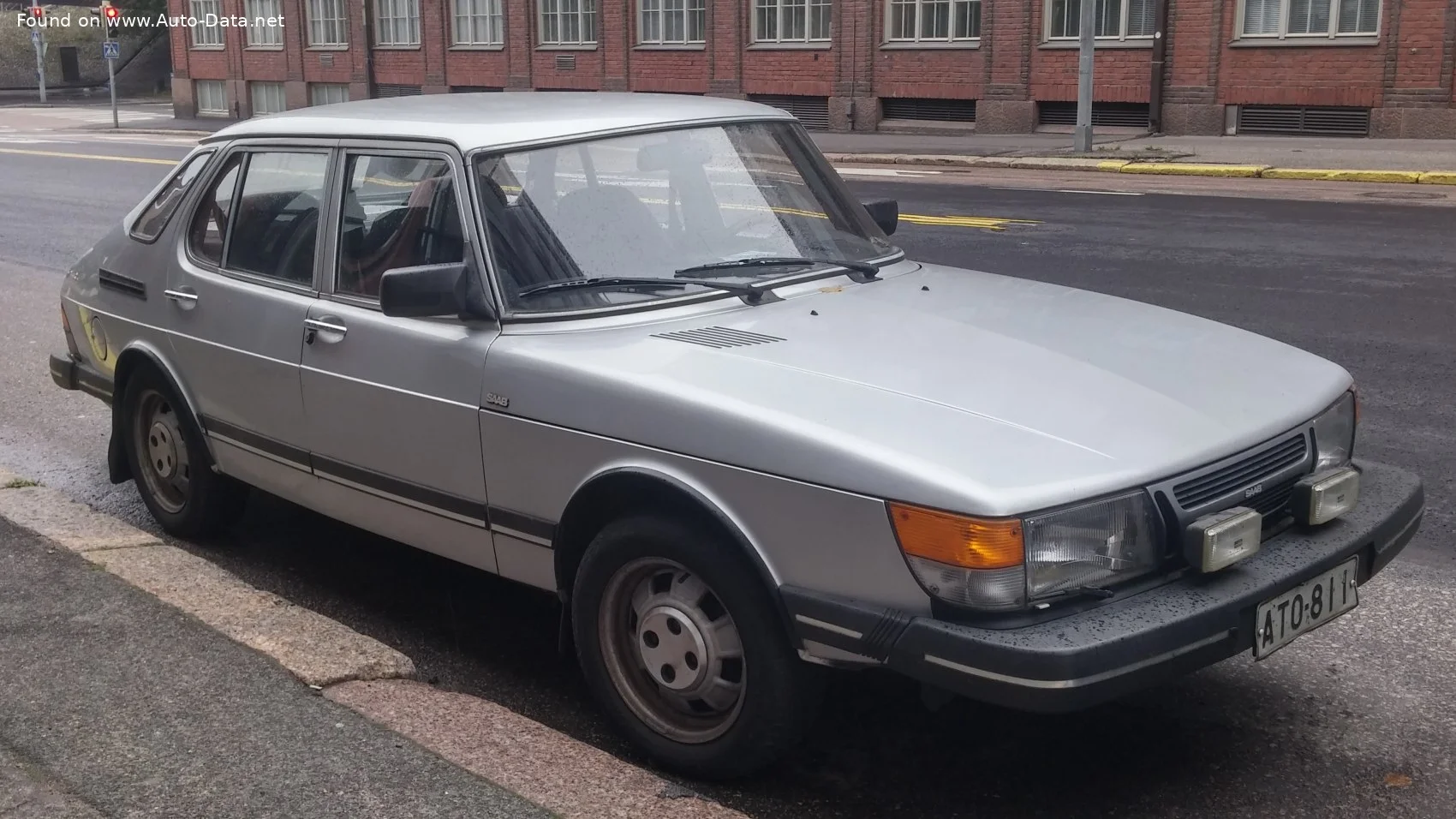 Saab 900 2.0 c (100 Hp)1979 - 1986 thumbnail 6