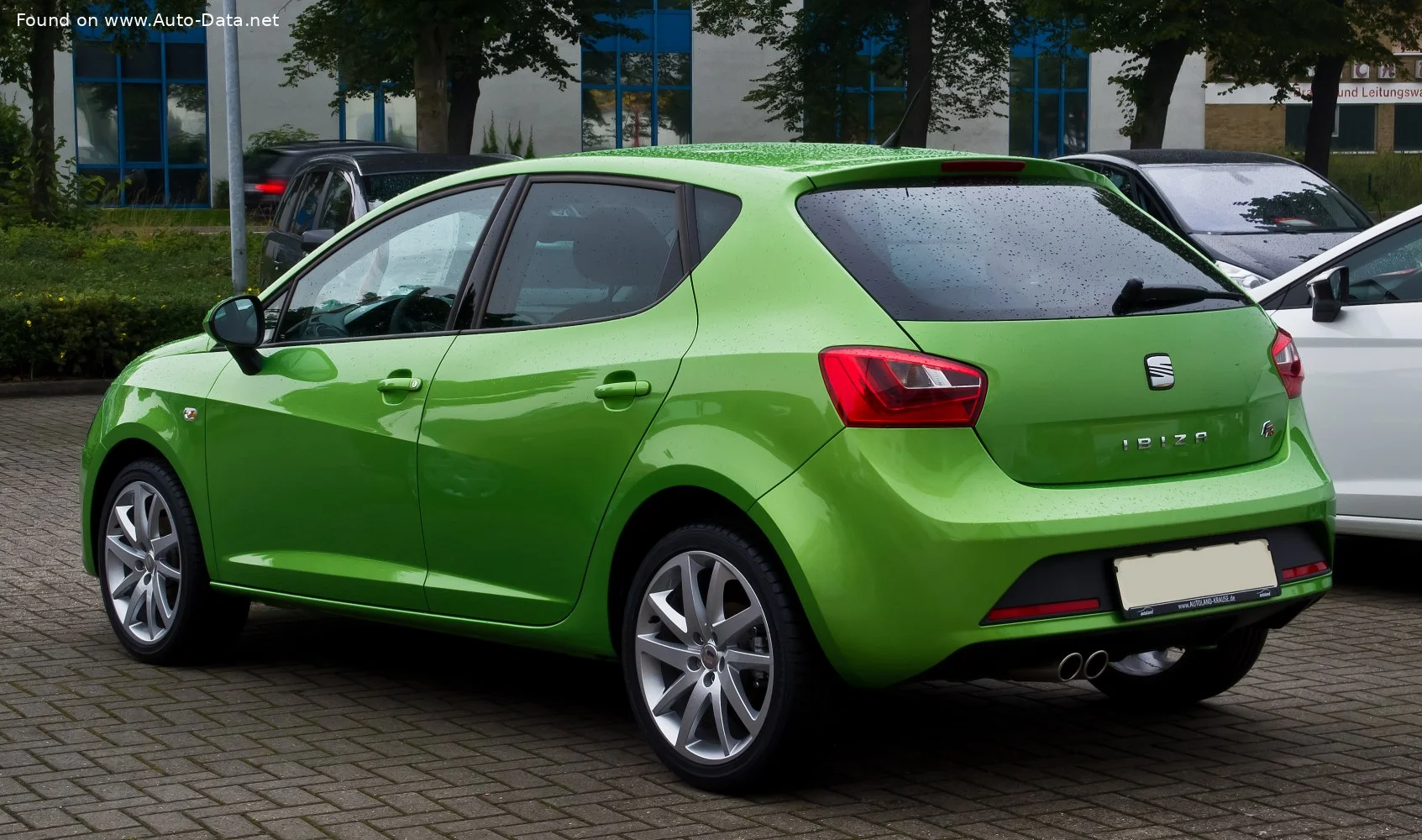 Seat Ibiza 1.2 12V (60 Hp)2012 - 2015 thumbnail 3