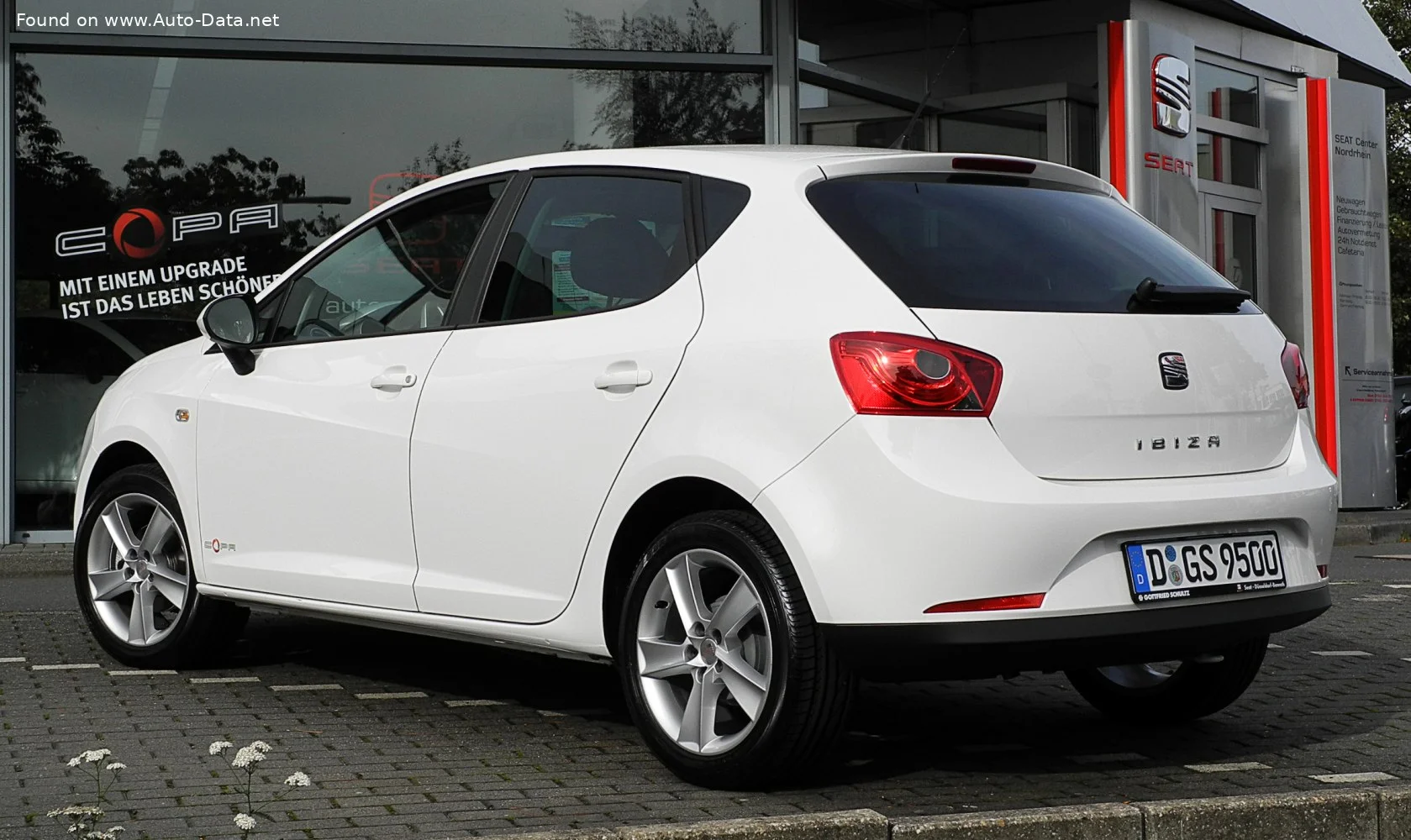 Seat Ibiza 1.2 (60 Hp)2009 - 2012 thumbnail 9