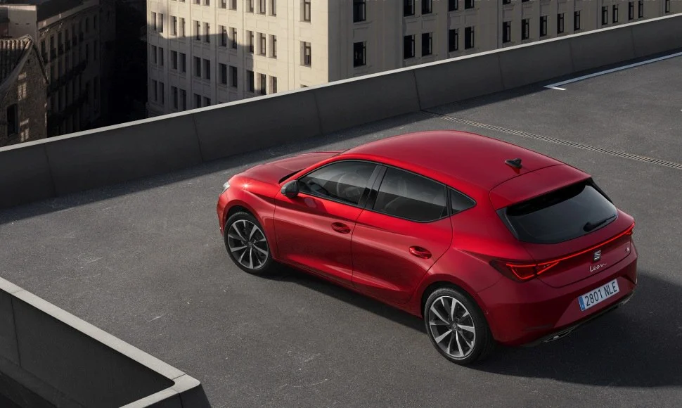 Seat Leon 1.0 eTSI (110 Hp) Mild Hybrid DSG2021 - 2024 thumbnail 12
