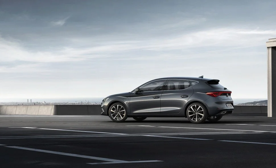 Seat Leon 1.0 eTSI (110 Hp) Mild Hybrid DSG2021 - 2024 thumbnail 16
