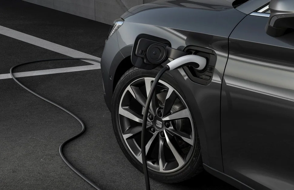 Seat Leon 1.0 eTSI (110 Hp) Mild Hybrid DSG2021 - 2024 thumbnail 17