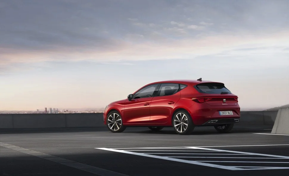Seat Leon 1.0 eTSI (110 Hp) Mild Hybrid DSG2021 - 2024 thumbnail 10