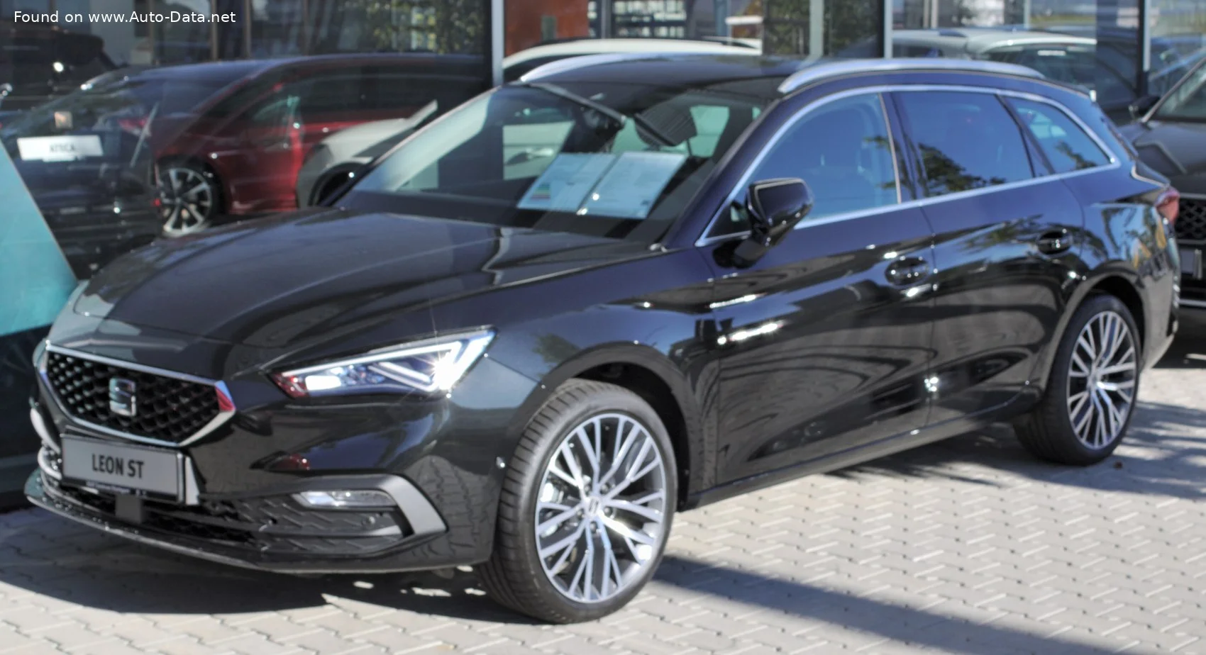 Seat Leon 1.0 eTSI (110 Hp) Mild Hybrid DSG2021 - 2024 thumbnail 17