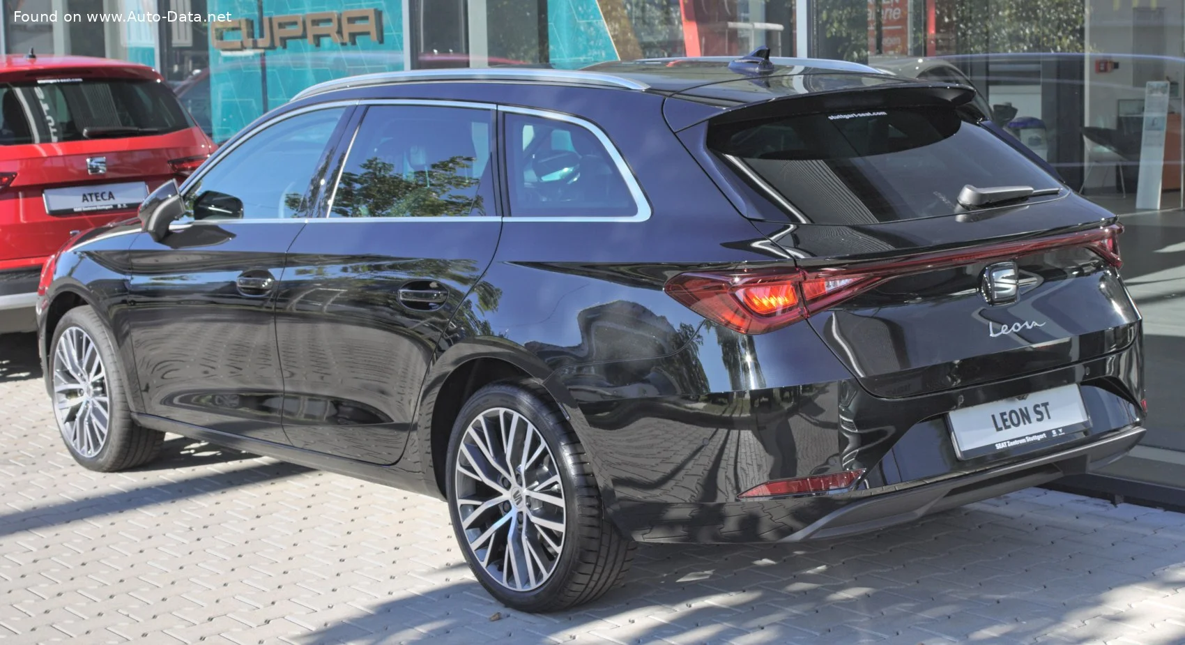 Seat Leon 1.0 eTSI (110 Hp) Mild Hybrid DSG2021 - 2024 thumbnail 18