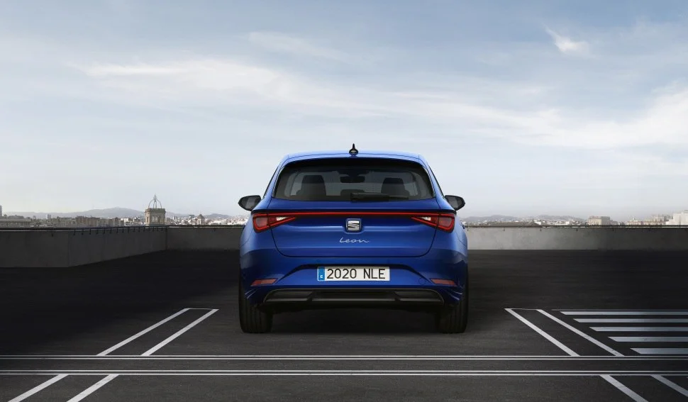 Seat Leon 1.0 eTSI (110 Hp) Mild Hybrid DSG2021 - 2024 thumbnail 4