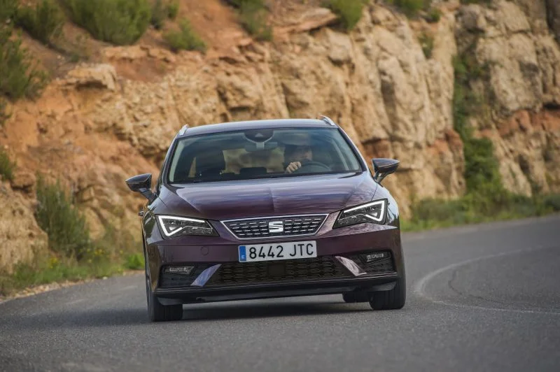 Seat Leon 1.0 EcoTSI (115 Hp) ECOMOTIVE2018 - 2020 thumbnail 4