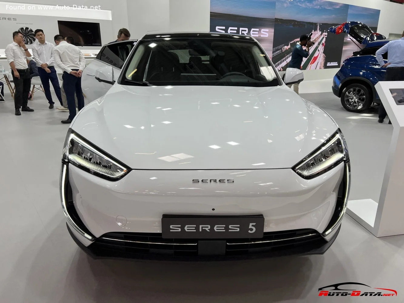 Seres 5 80 kWh (299 Hp) Electric2023 - thumbnail 17