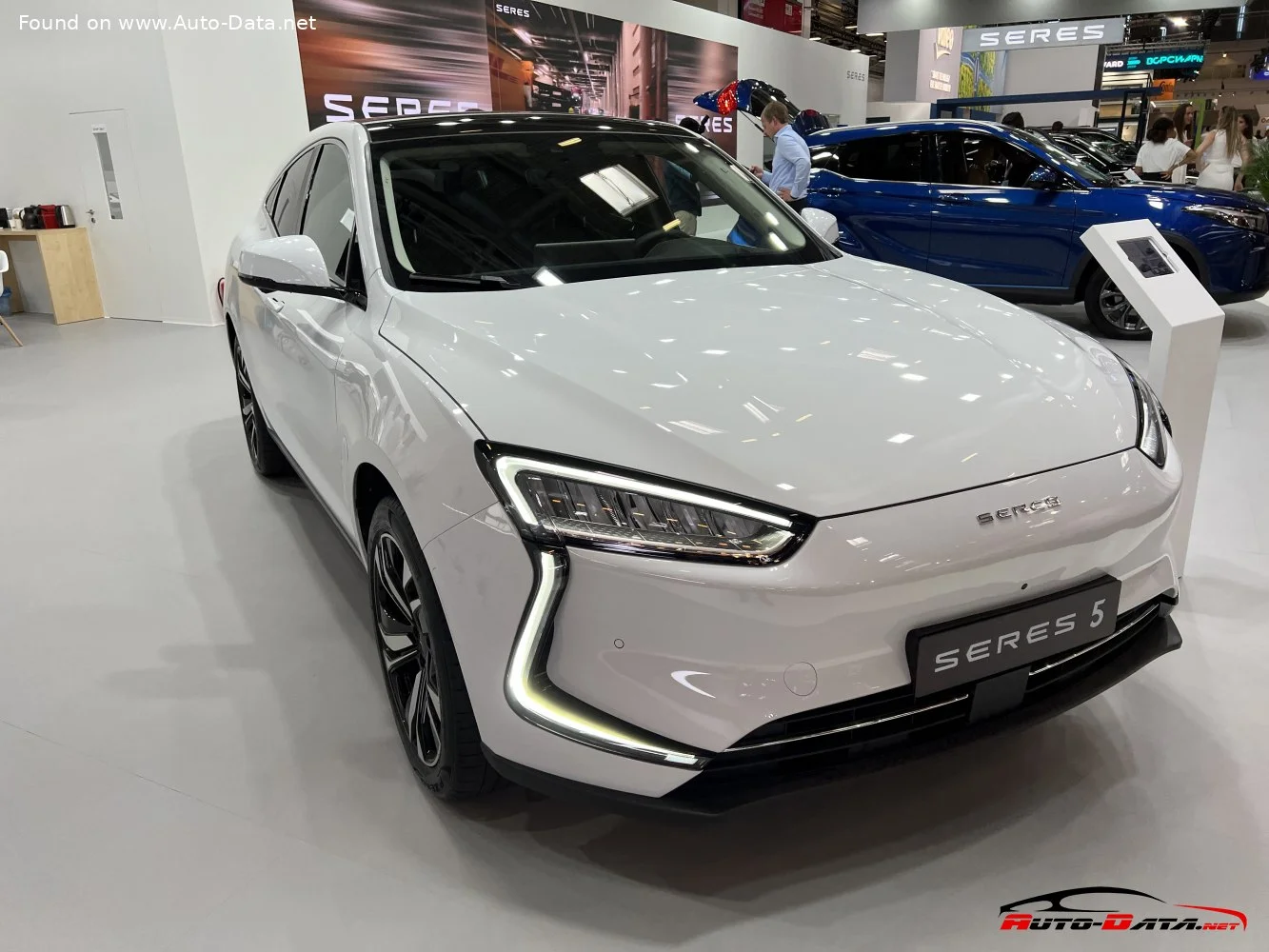 Seres 5 80 kWh (299 Hp) Electric2023 - thumbnail 18