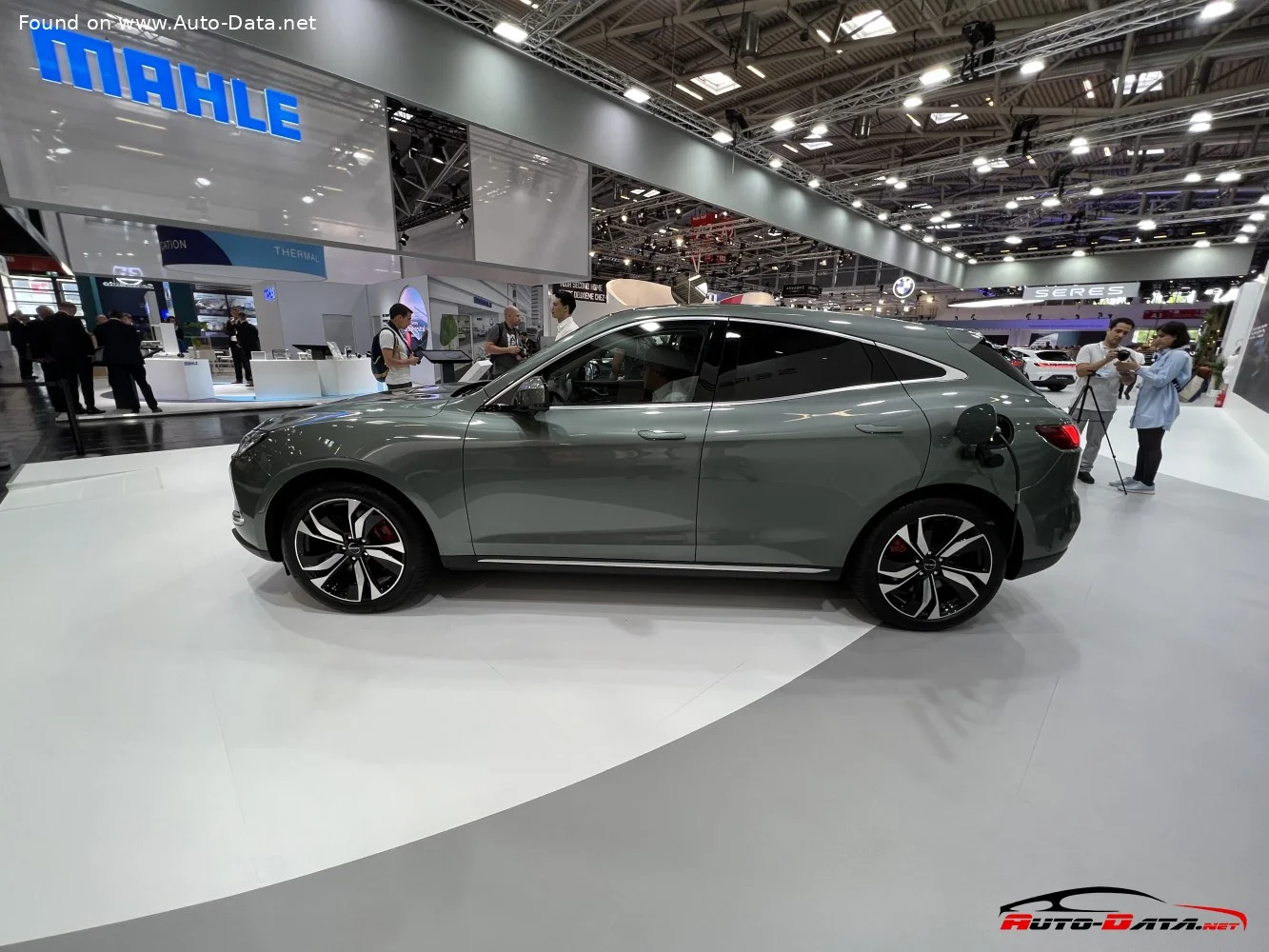 Seres 5 80 kWh (299 Hp) Electric2023 - thumbnail 3