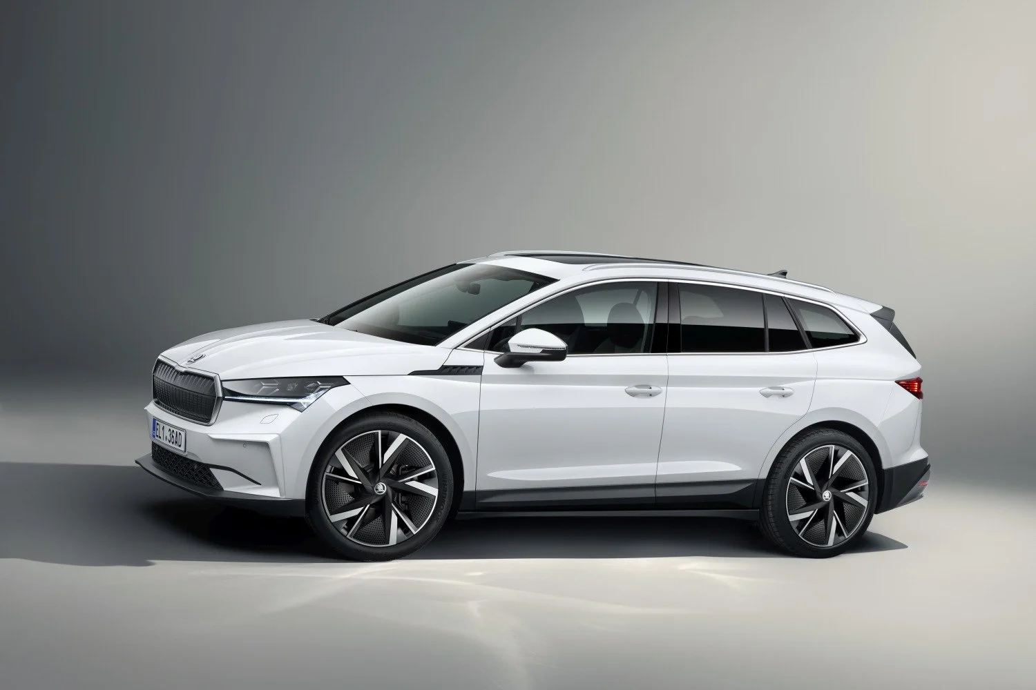 Skoda Enyaq 50 55 kWh (148 Hp)2021 - 2023 thumbnail 2