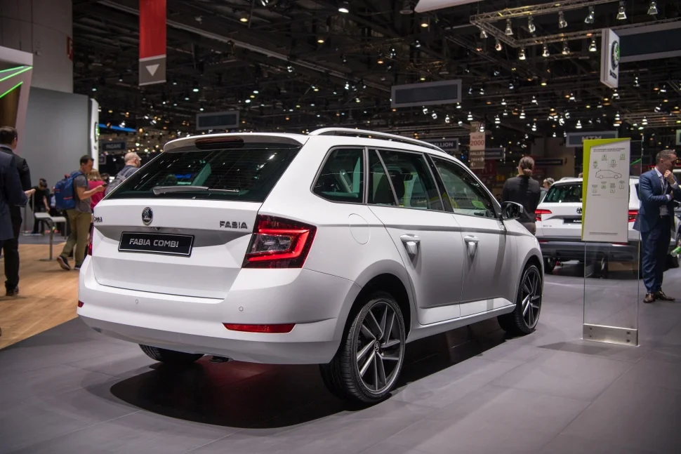 Skoda Fabia 1.0 MPI (60 Hp)2020 - 2021 thumbnail 2