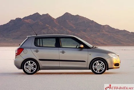 Skoda Fabia 1.2 i HTP 12V (69 Hp)2007 - 2010 thumbnail 9