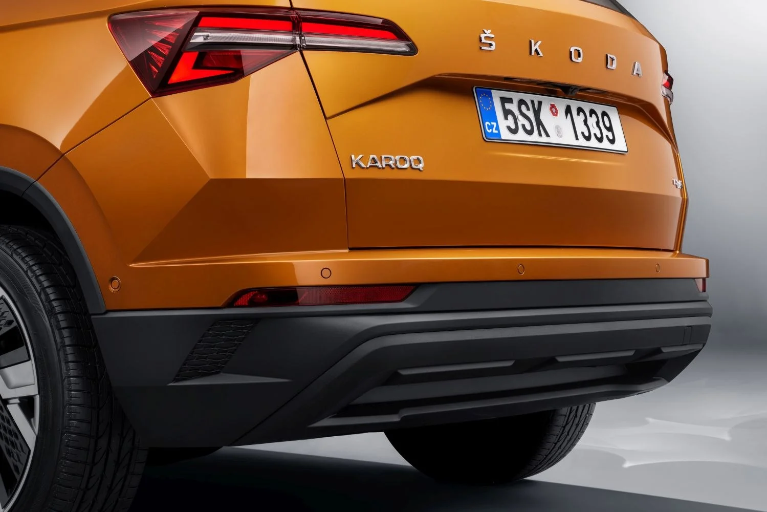 Skoda Karoq 1.0 TSI (110 Hp)2021 - 2023 thumbnail 13