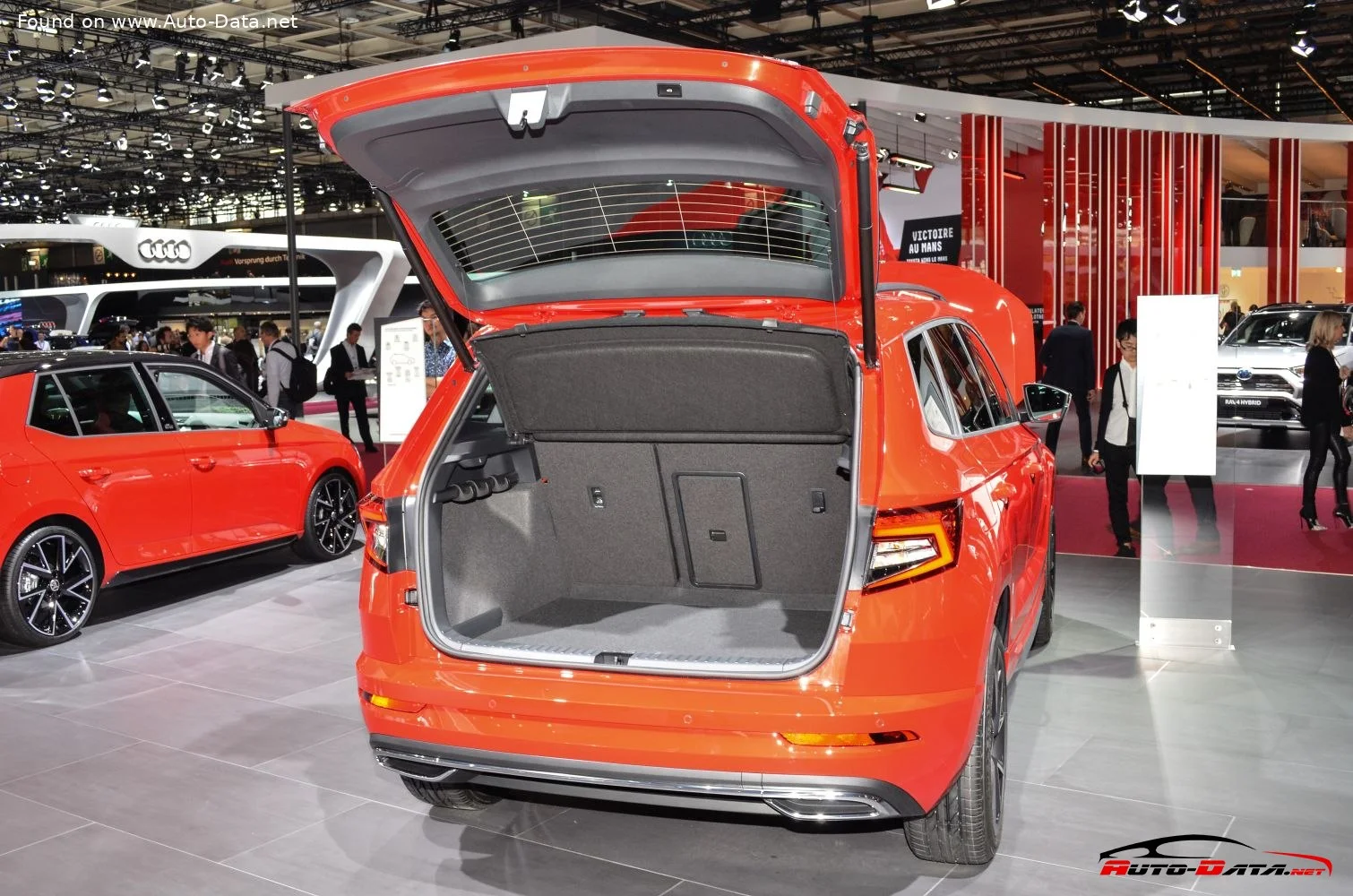 Skoda Karoq 1.0 TSI (110 Hp)2020 - 2021 thumbnail 16