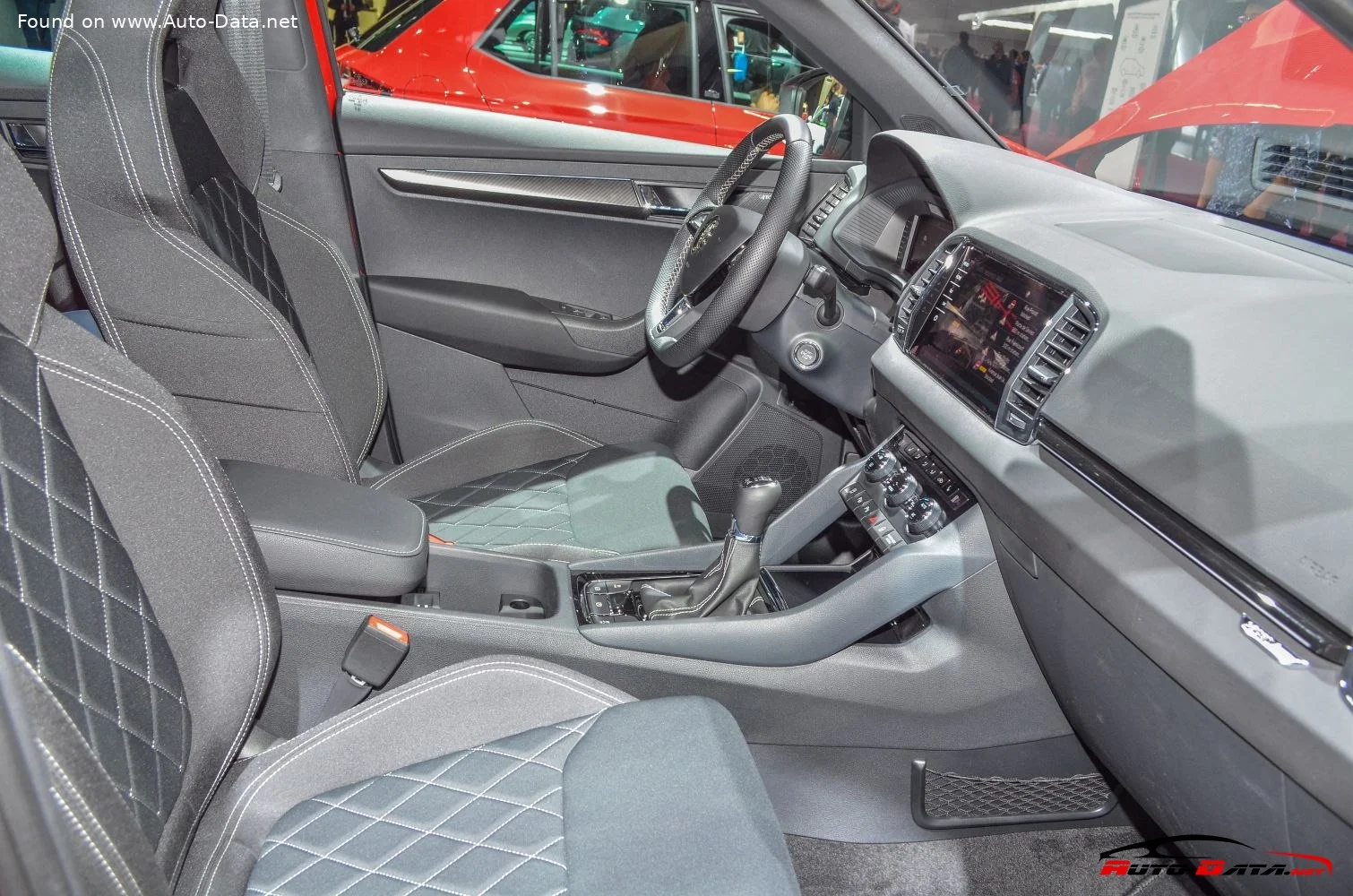 Skoda Karoq 1.0 TSI (110 Hp)2020 - 2021 thumbnail 18
