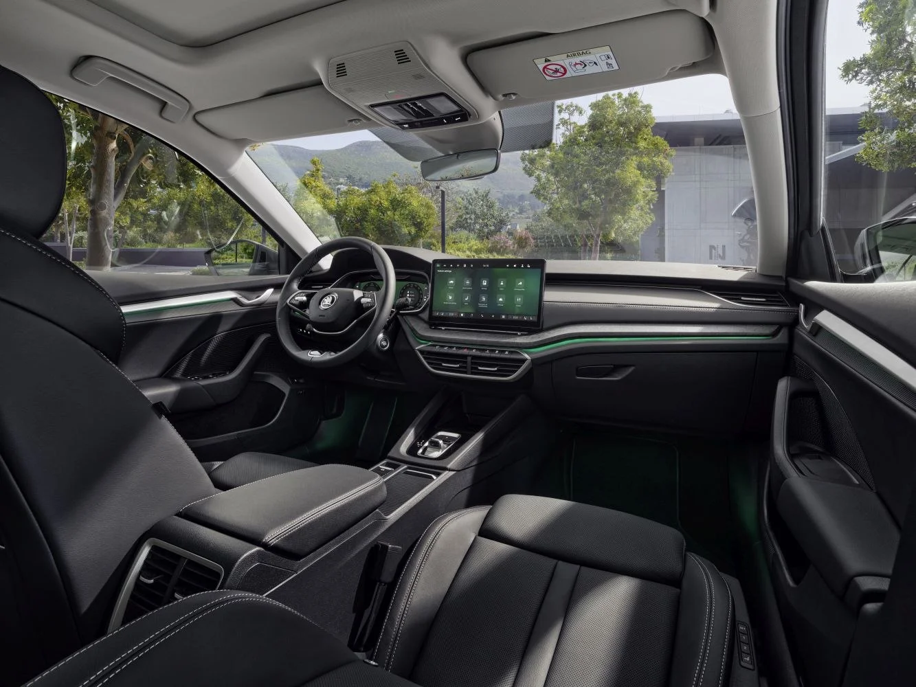 Skoda Octavia 1.5 TSI (116 Hp)2024 - thumbnail 8