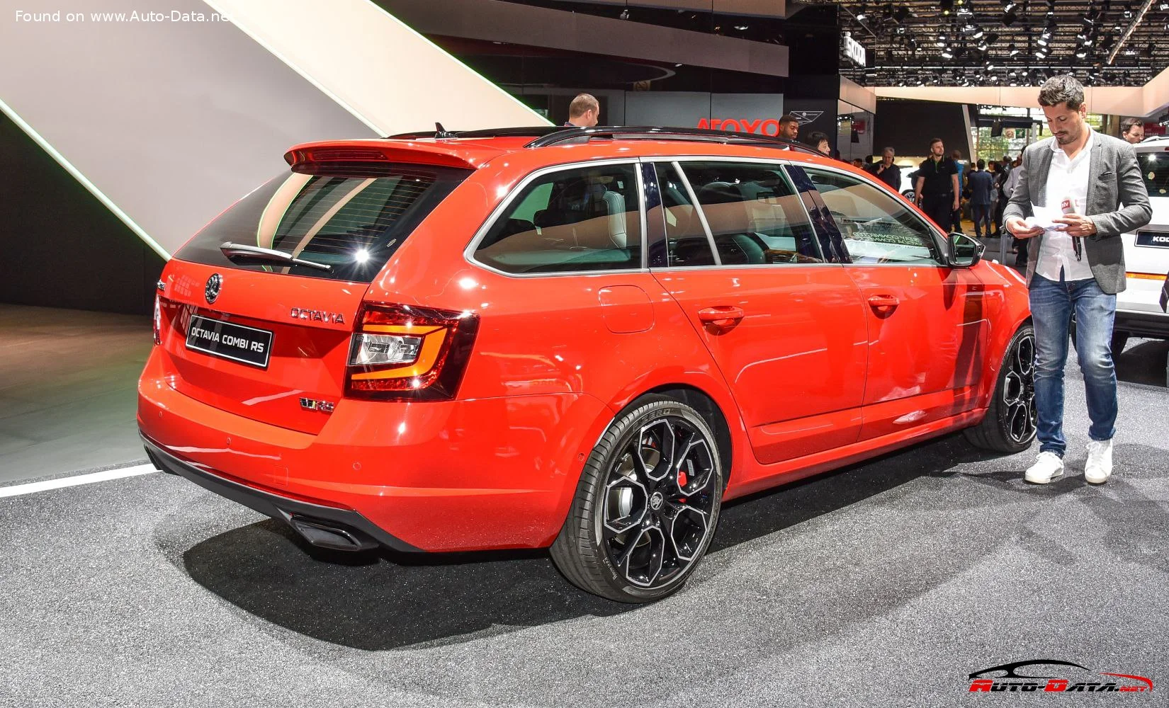 Skoda Octavia 1.0 TSI (116 Hp)2017 - 2019 thumbnail 6
