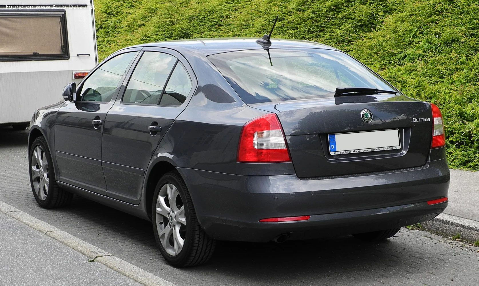 Skoda Octavia 1.2 TSI (105 Hp)2010 - 2013 thumbnail 4