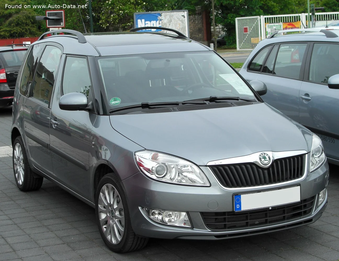 Skoda Roomster 1.2 HTP (70 Hp)2010 - 2015 thumbnail 2