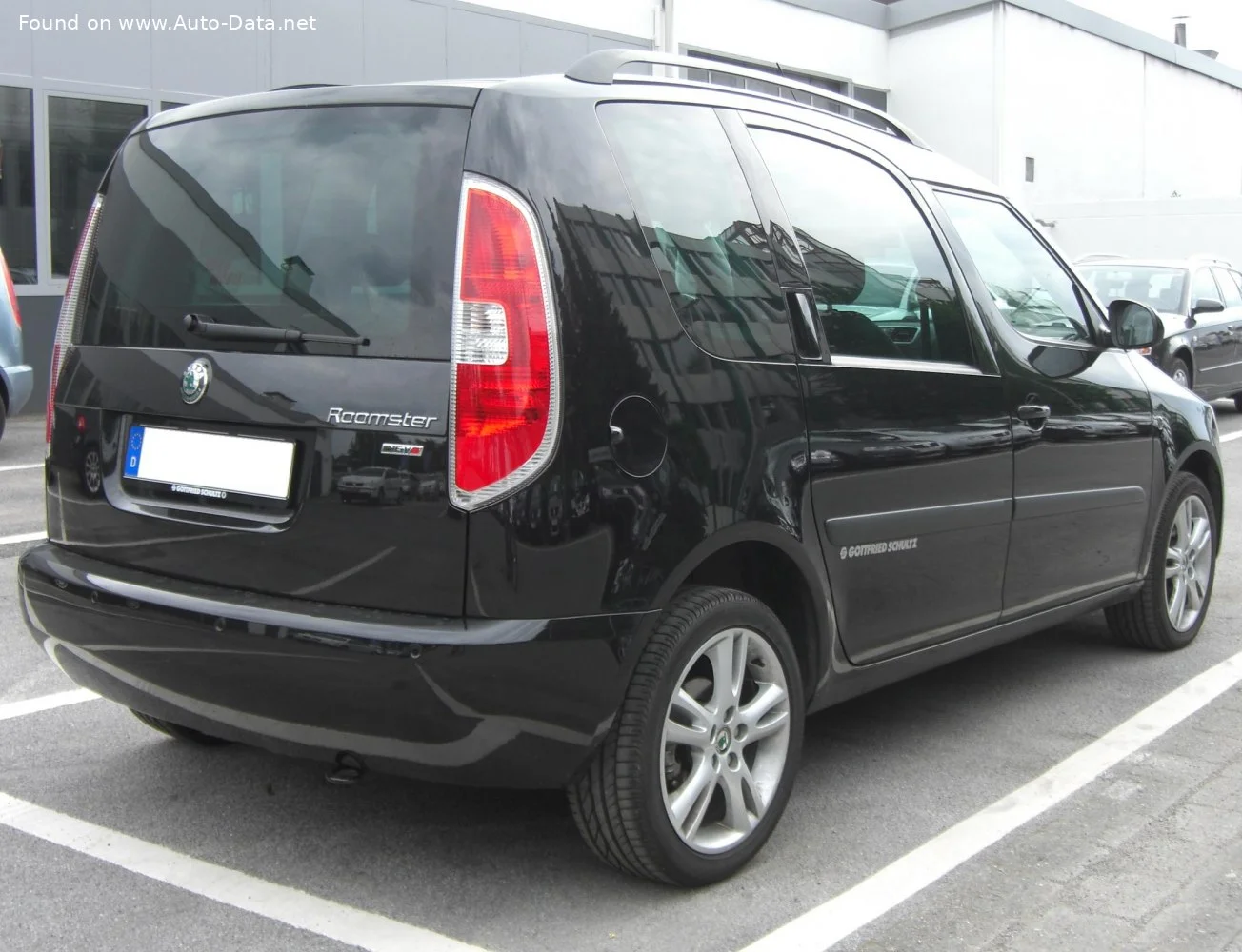 Skoda Roomster 1.2 12V (64 Hp)2006 - 2007 thumbnail 2