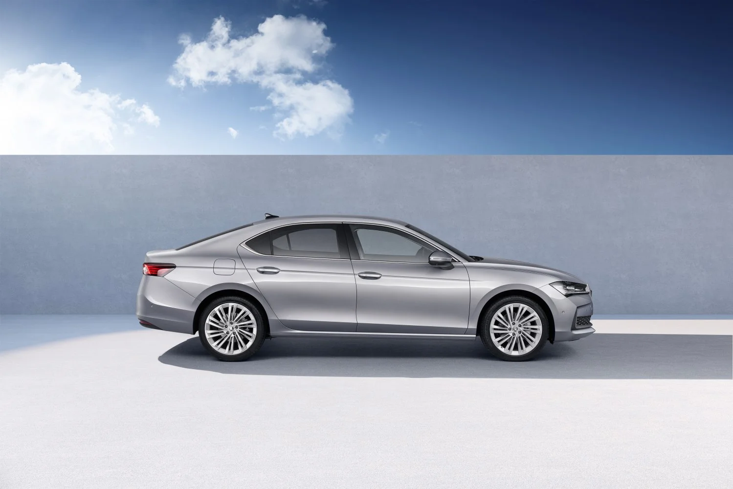 Skoda Superb 1.5 TSI (150 Hp) Mild Hybrid DSG2024 - thumbnail 9