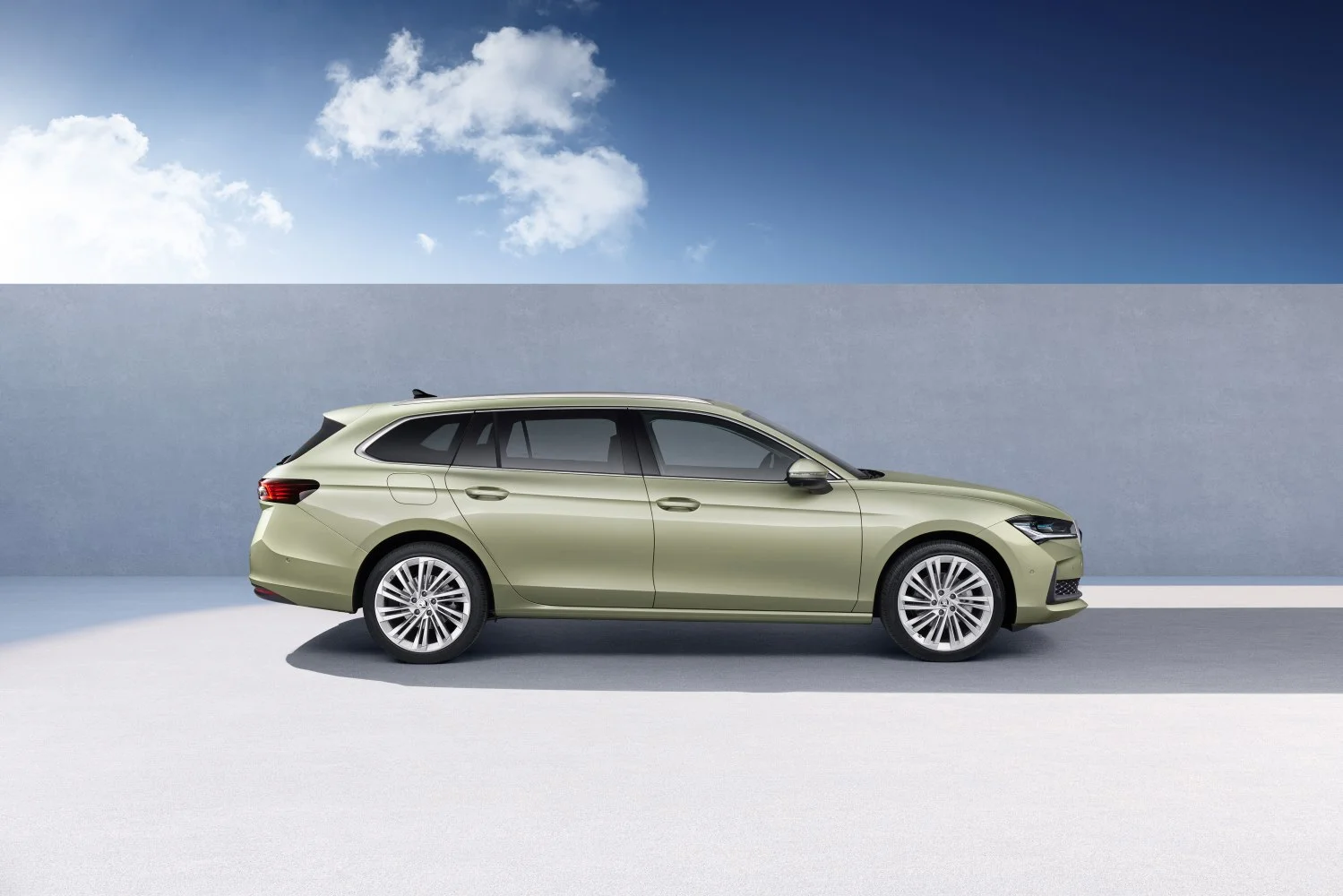 Skoda Superb 1.5 TSI (150 Hp) Mild Hybrid DSG2023 - thumbnail 6
