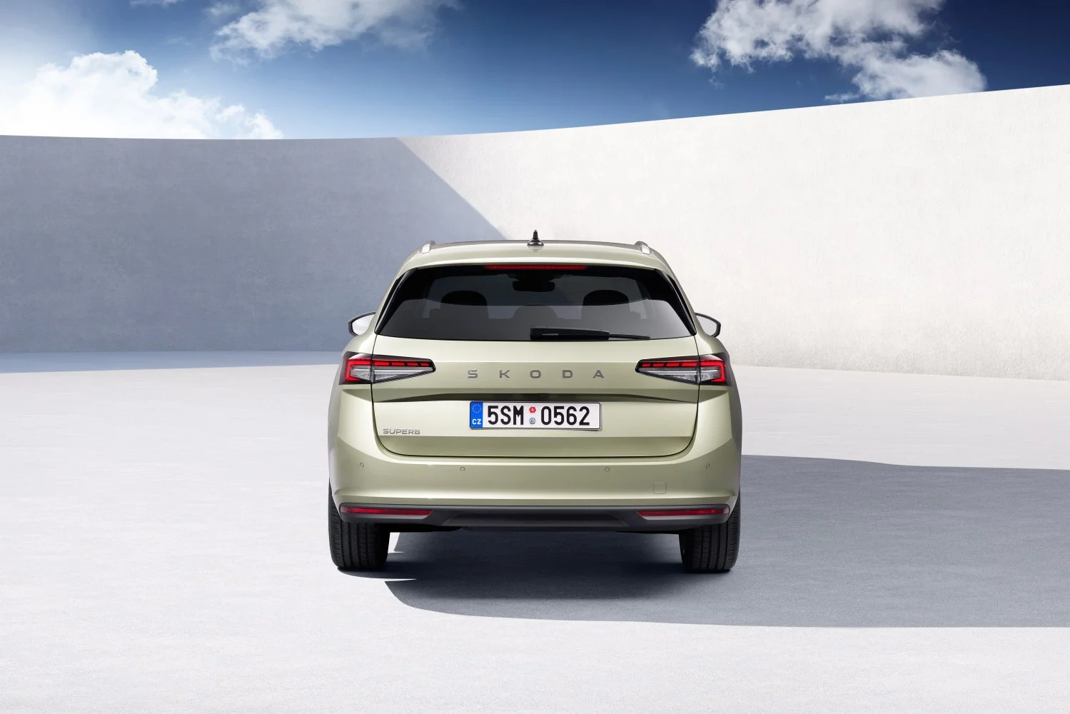 Skoda Superb 1.5 TSI (150 Hp) Mild Hybrid DSG2023 - thumbnail 9