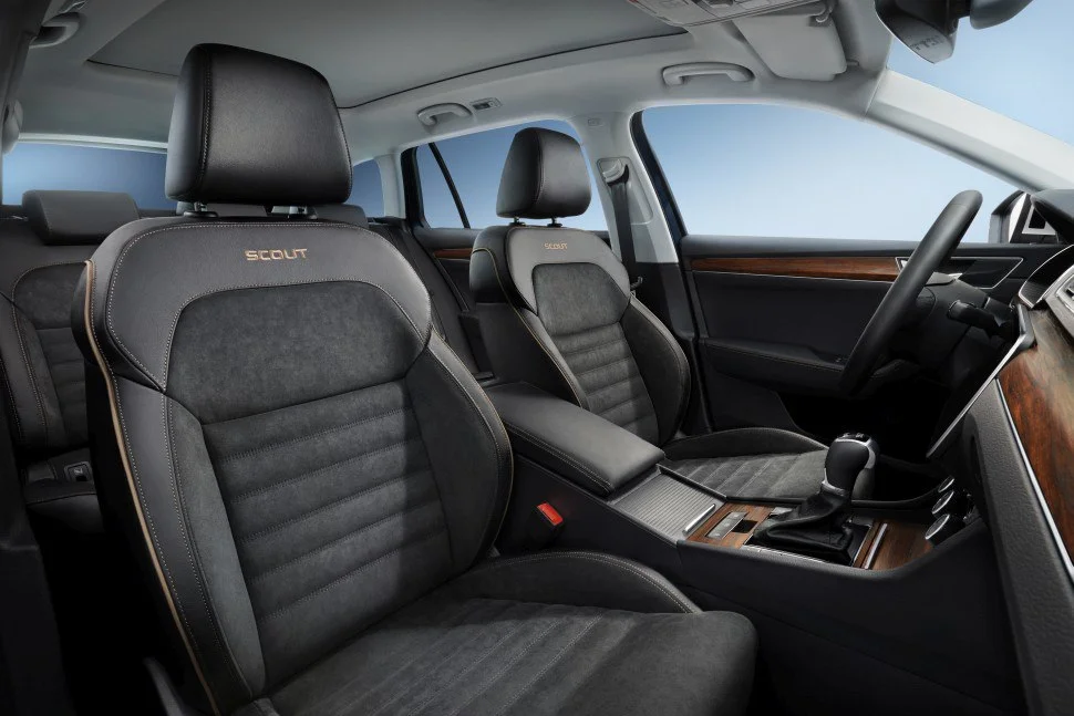 Skoda Superb 2.0 TDI (190 Hp) 4x4 DSG2019 - 2020 thumbnail 5