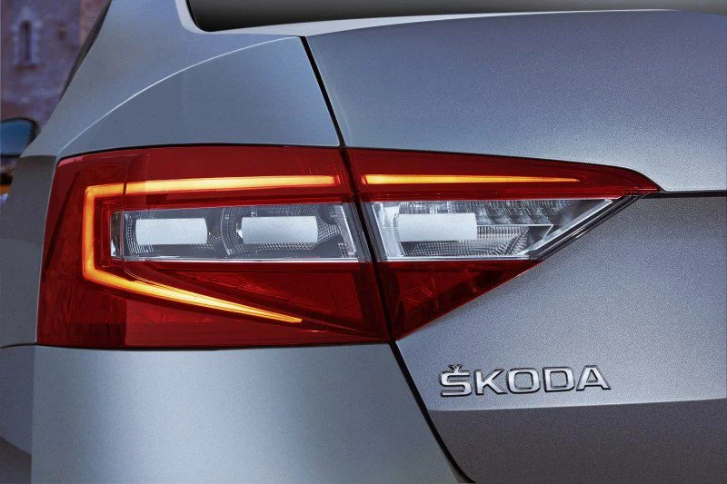 Skoda Superb 1.4 TSI (125 Hp)2015 - 2018 thumbnail 10