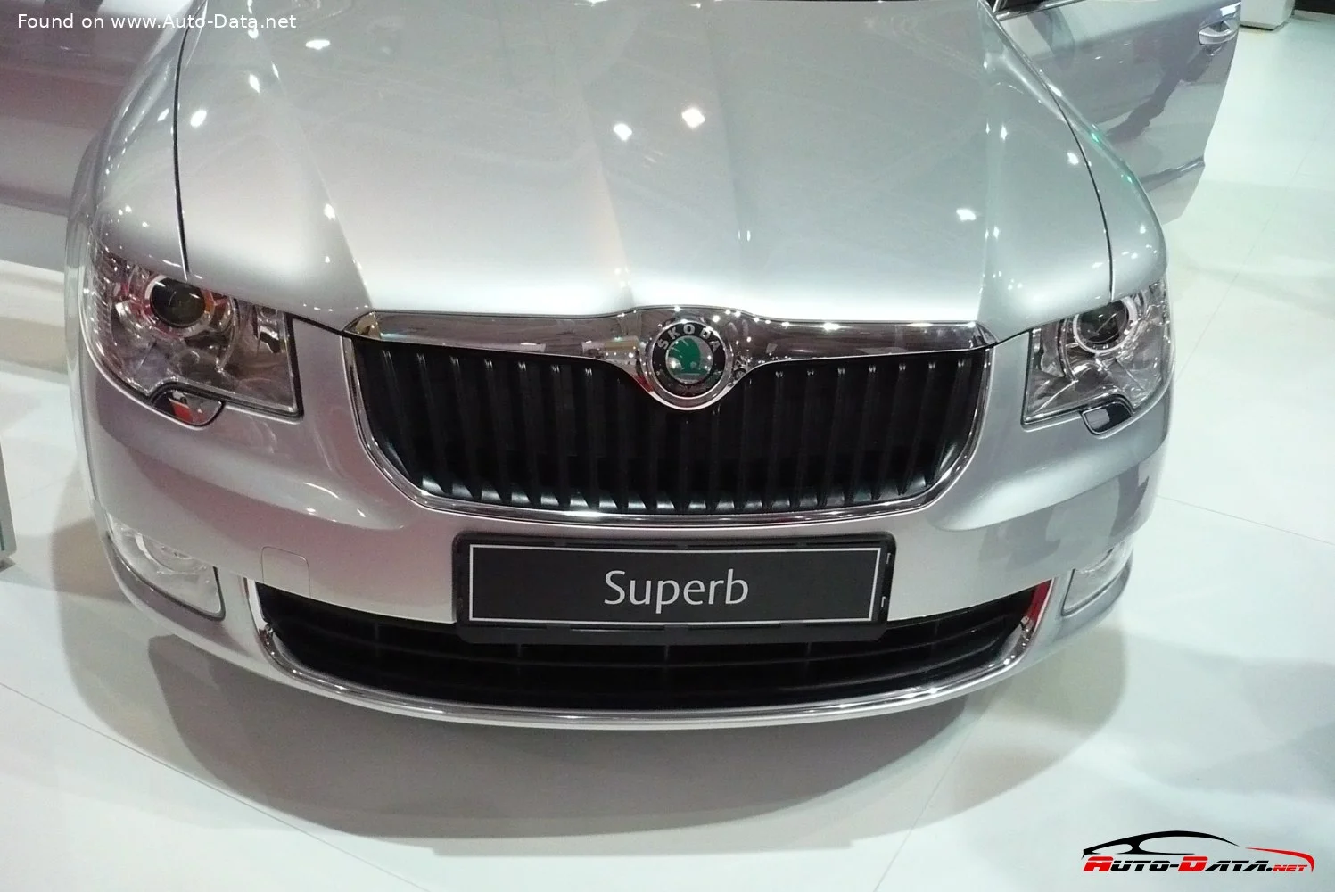 Skoda Superb 1.4 TSI (125 Hp)2008 - 2013 thumbnail 7