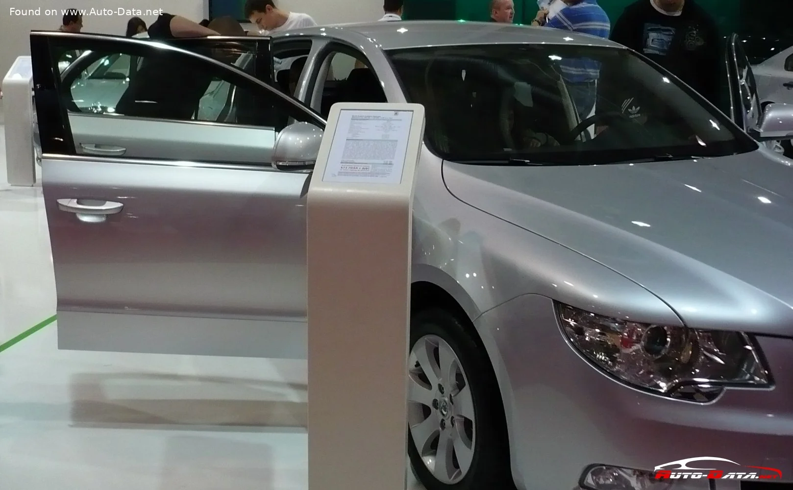 Skoda Superb 1.4 TSI (125 Hp)2008 - 2013 thumbnail 8
