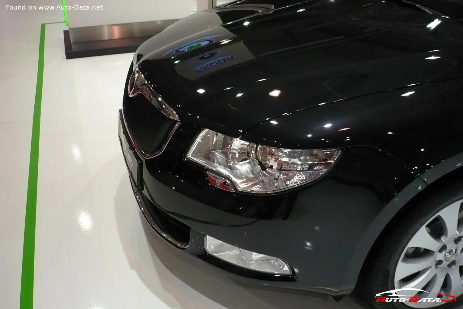 Skoda Superb 1.4 TSI (123 Hp)2008 - 2013 thumbnail 8